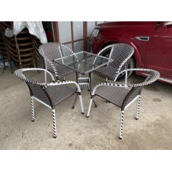 Bàn ăn hiện đại Bàn ăn hiện đại