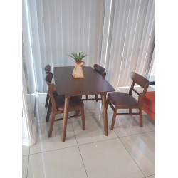 Bàn ăn 4 ghế
